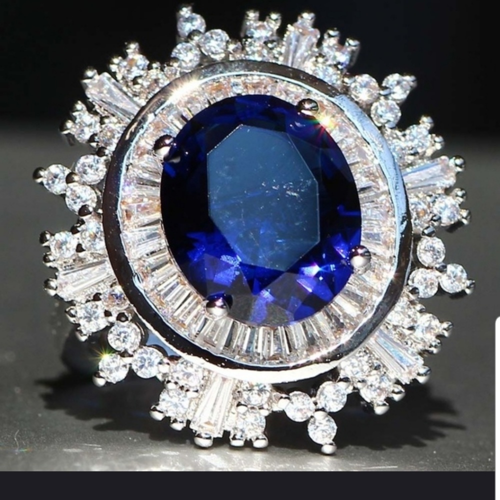 Oval Blue Sapphire & Nat. Accents Silver 925 Sz 7